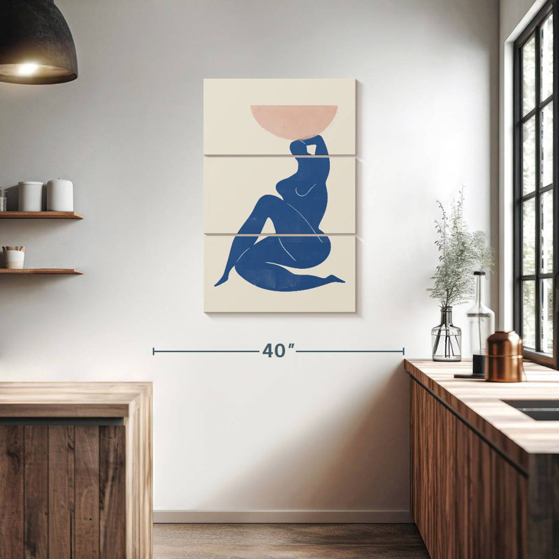 Leisha, femme abstraite avec vase, H 38 po x l 24 po