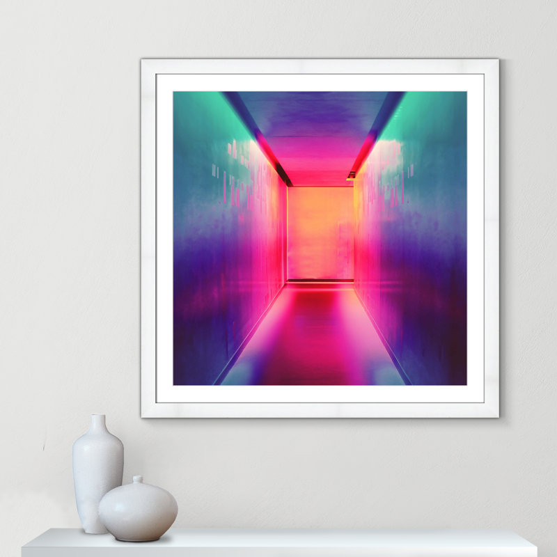 «Neon Wonderland I» par Efe Kurnaz, H 37,5 po x l 37,5 po x P 2 po, Encadrement cubique blanc