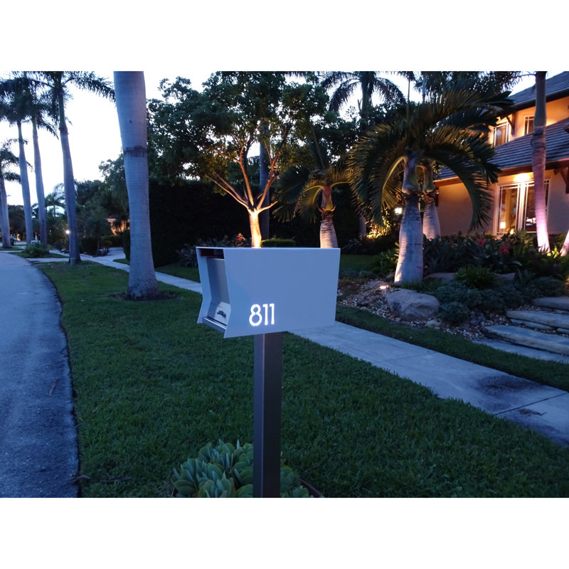 RetroBox Mailbox, White/Stainless Steel