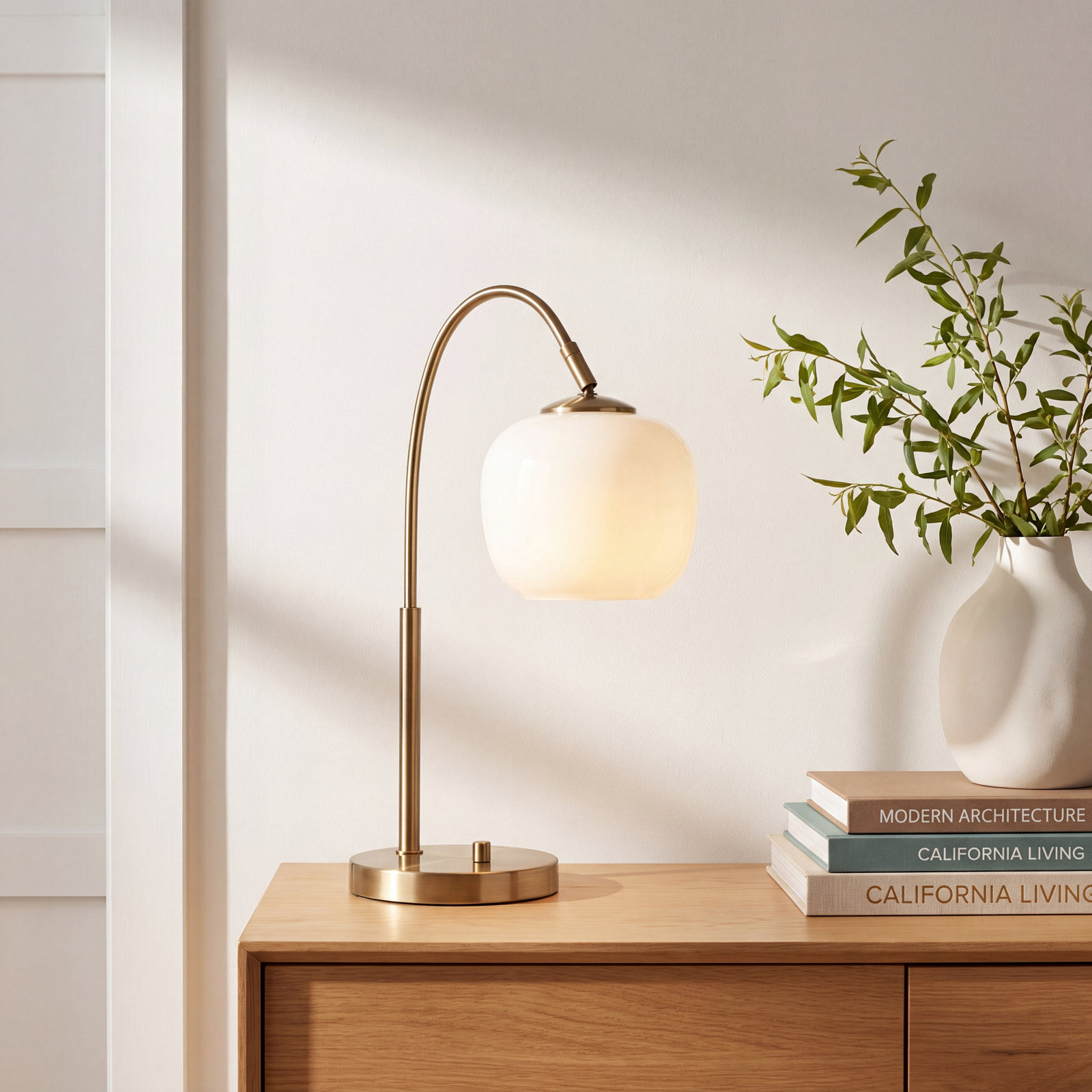 Hydra Metal Desk Lamp