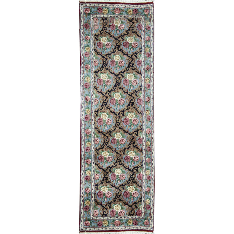 Hand Woven Wool Floral Area Rug
