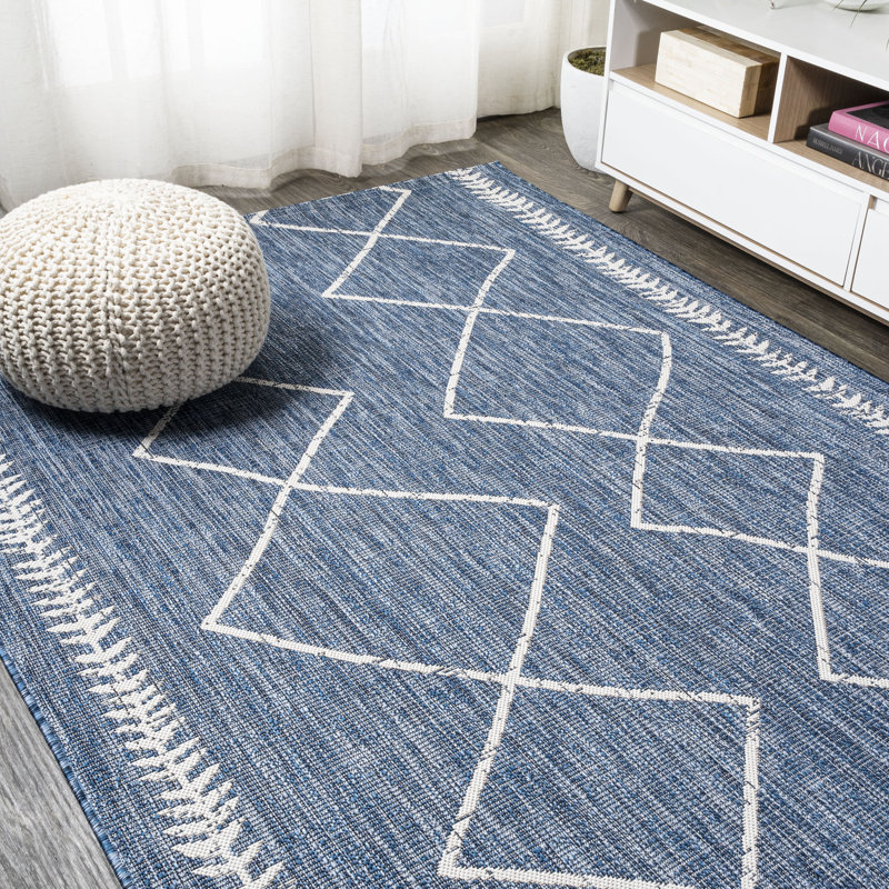 Mukilteo Tribal Diamond Trellis Blue/Ivory Indoor/Outdoor Rug, Rectangle 5'2" x 7'5"