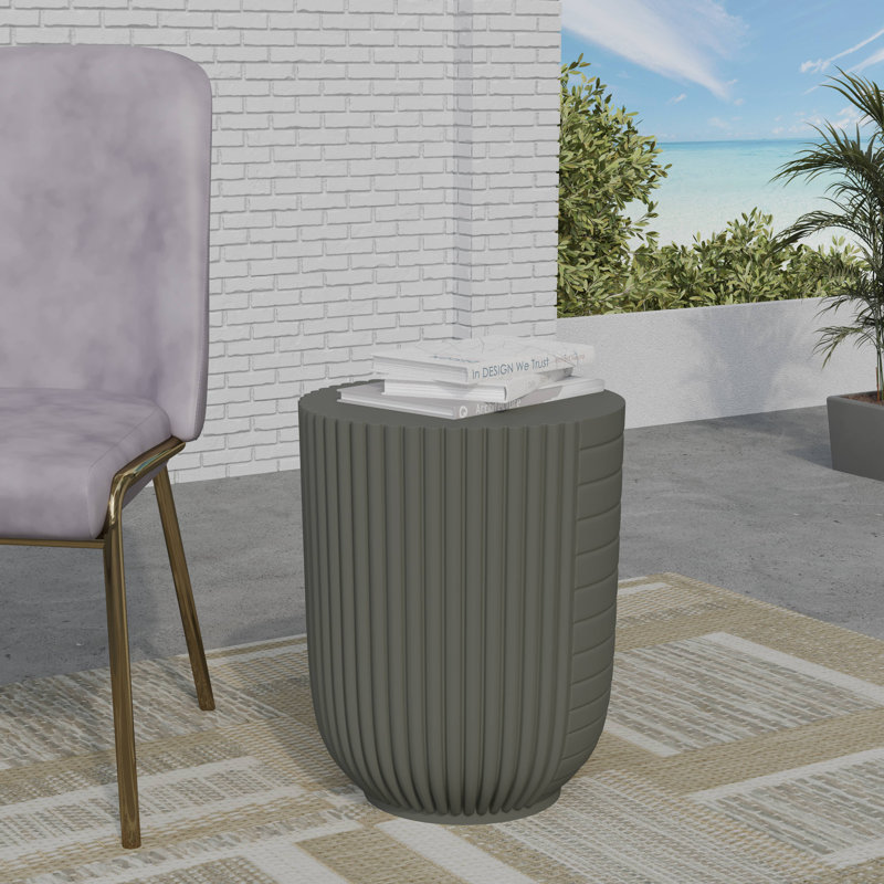 Table de bout d'appoint ovale en fibre de verre surdimensionnée de 14 po Overkamp, Gris vert
