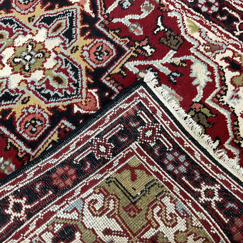  Handmade Serapi Wool Rug