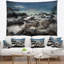 Terre de mer rocky shore shore avec bleu ciel au-dessus de tapisserie-28507259