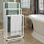 Porte-serviettes et organisateur de salle de bain en métal sur 3 niveaux-469870620