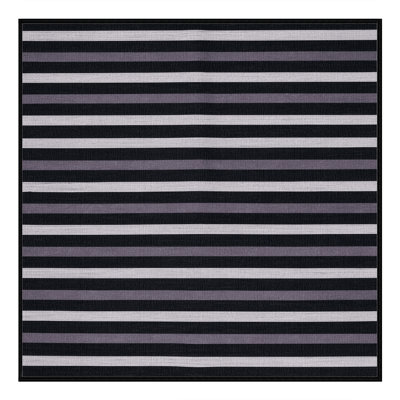 Tapis gris à rayures horizontales lavable à la machine