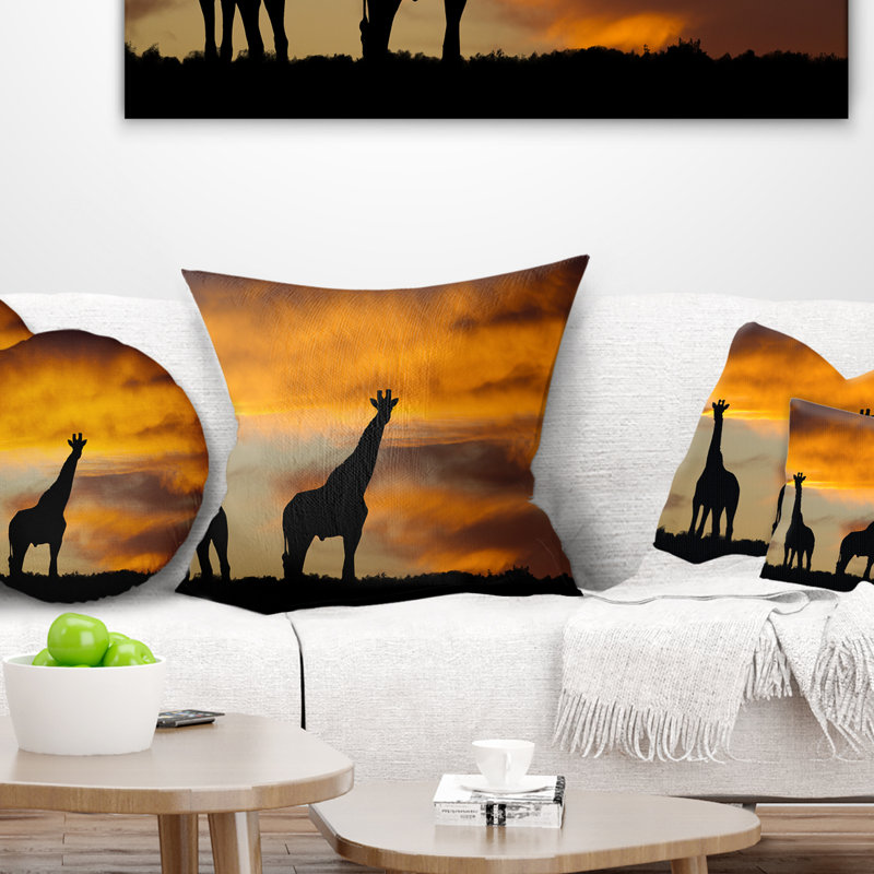 Silhouette de la faune africaine - coussin imprimé animal, 16 po x 1 po, Coussin décoratif