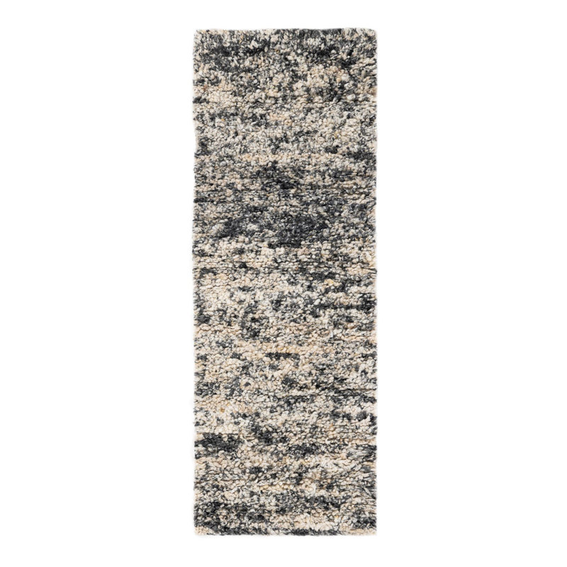 Yanaliz Hand Loomed Wool Indoor Rug, Runner 2' x 6'1"