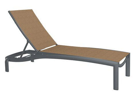 Kor Outdoor Chaise Lounge, Mia II, Graphite