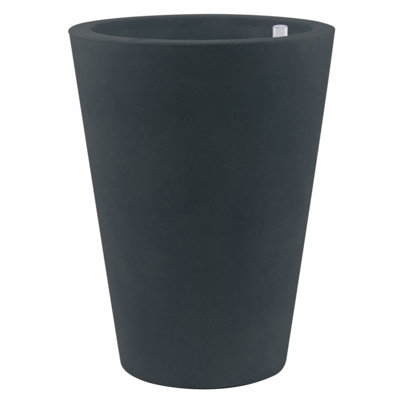 Cono Resin Pot Planter