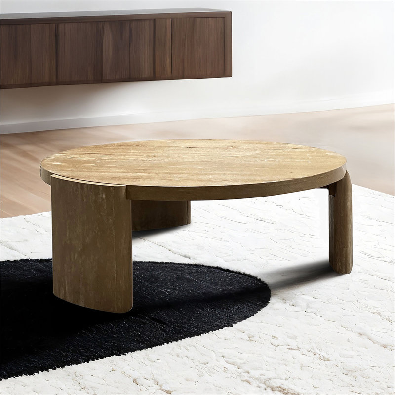 Table basse moderne et contemporaine avec finition chêne et base à panneau unique, parfaite pour les salons élégants