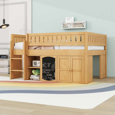 Lit mezzanine double en bois avec panneau noir, tablette et armoire