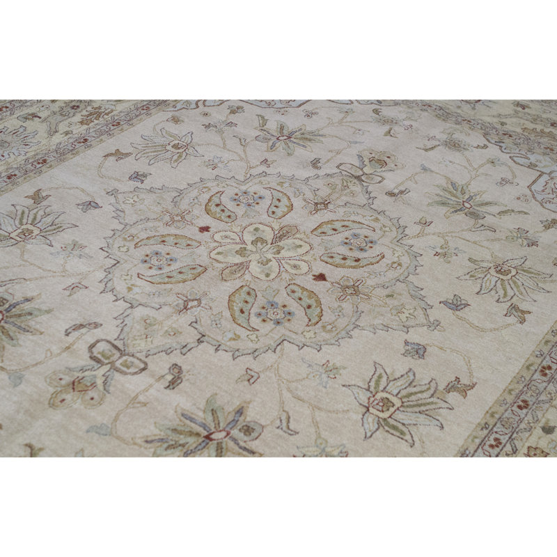 Wool Oriental Area Rug in Beige/Light Blue