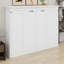 Lit escamotable moderne dans une armoire-378383232