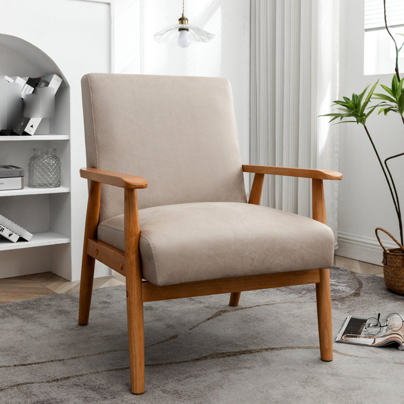 Fauteuil Camel de 25,58 po de largeur. Accoudoirs en bois massif pour la durabilité. Assemblage facile et options de nettoyage. Cadre de couleur moyenne. Rembourrage en mousse confortable. Élégante microfibre similicuir