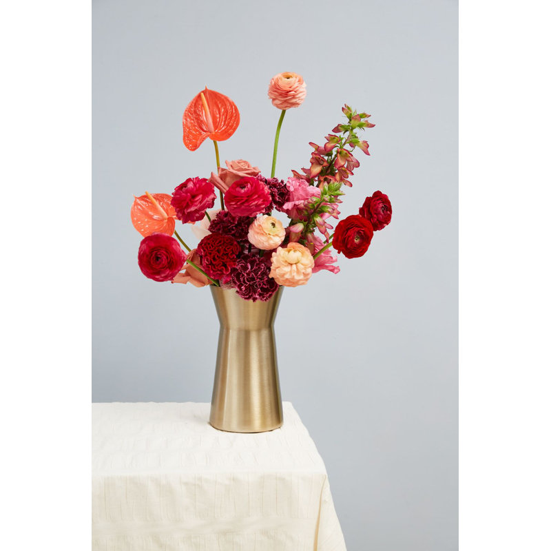 Corla Metal Table Vase