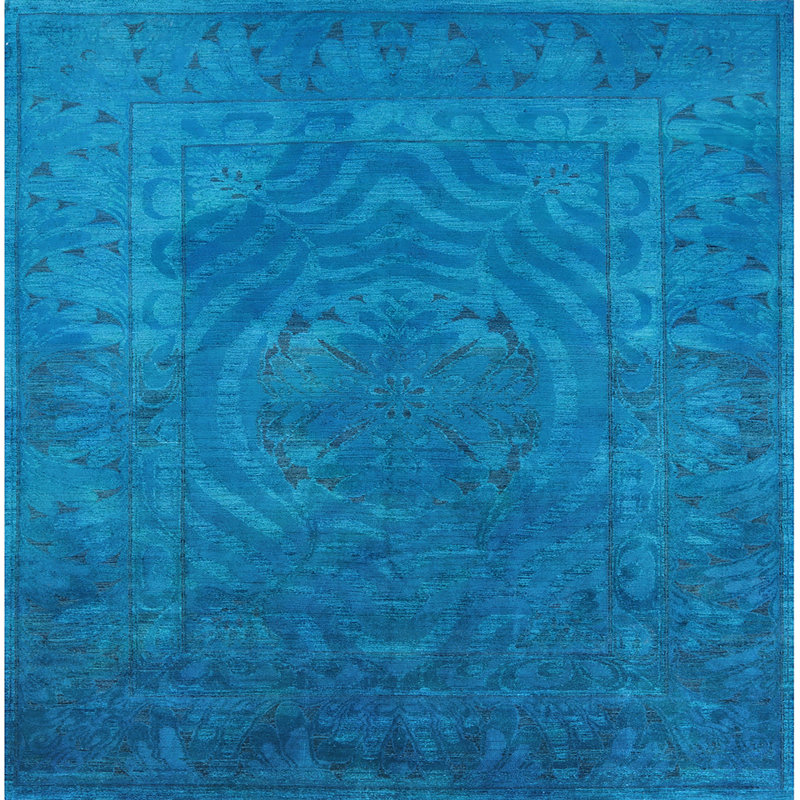 Tapis oriental bleu, Carré 4 pi