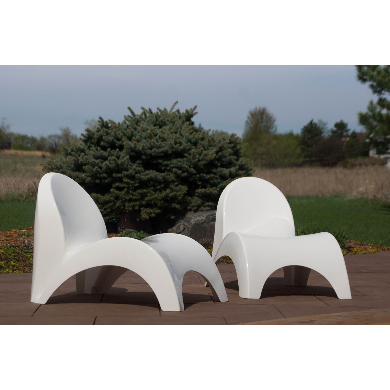 Ameswood Patio Lounge Chair, White