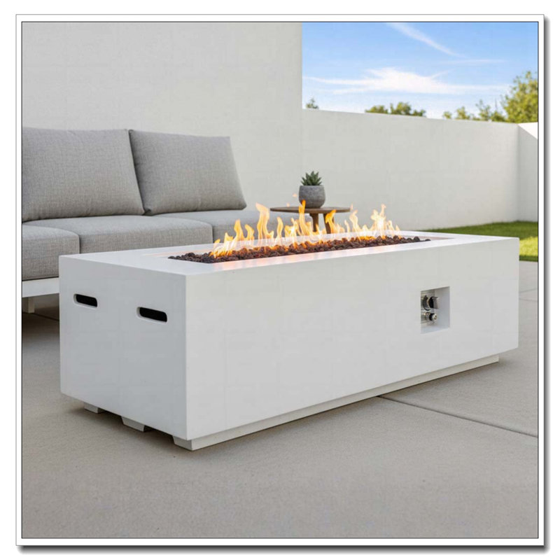 Table d'extérieur d'extérieur au propane 60 pouces, 60 000 BTU avec foyer imperméable, Blanc