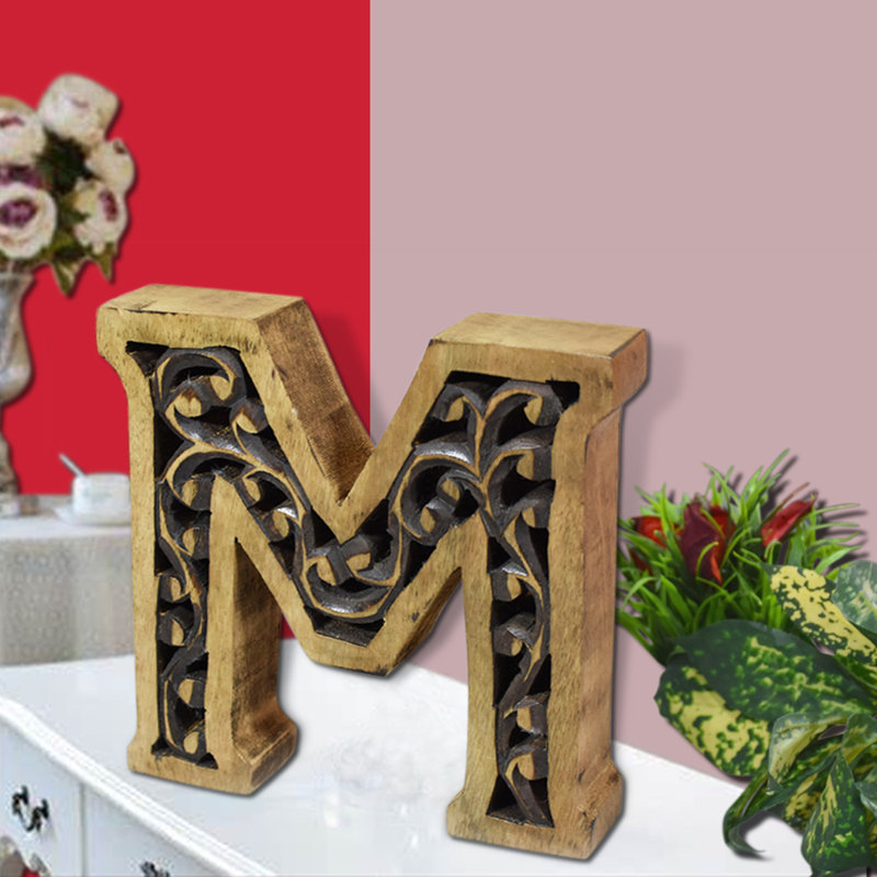 Alphabet écologique, M, Brun héritage sculpté