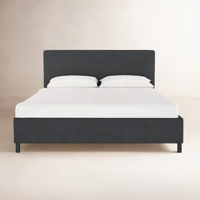 Lit plateforme tapissier Pyburn
