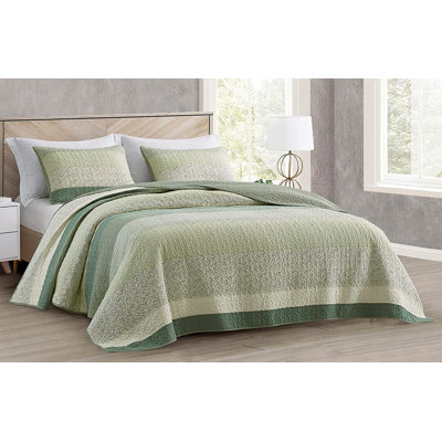 Reed Floral Patchwork Cotton Quilt Set