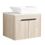 Meuble-lavabo de 24 po avec lavabo en céramique. Style mural en chêne blanc. Porte à fermeture en douceur. Rangement généreux. Poignée en métal. Ardoise moderne 24 po. Chêne. Bassin et abondance de sensation luxueuse