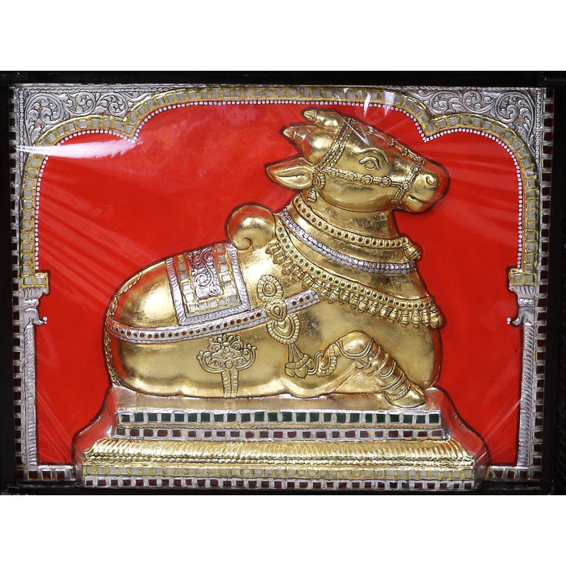 Nandi (Vahana de Shiva) | Couleurs traditionnelles avec or 24 carats | Structure en bois de teck