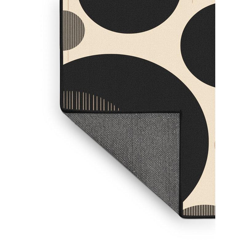 Soft Plush Dahill Modern Geometric Area Rug in Black – Black Binding, 5' Round