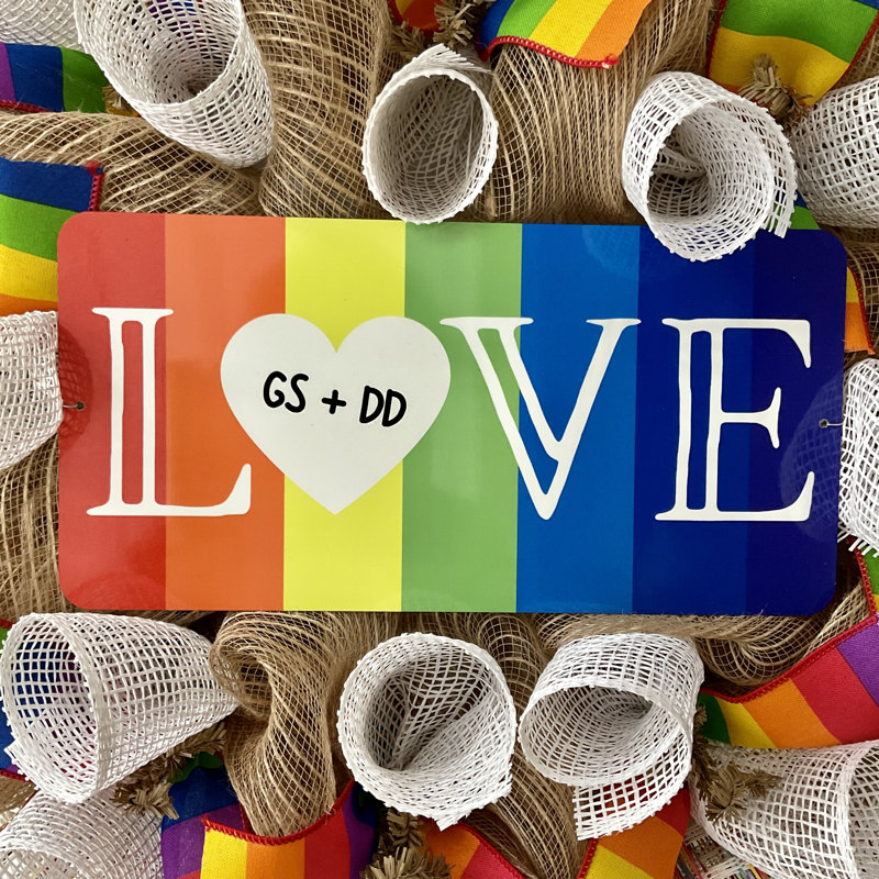 Pride Love Wreath, Oui