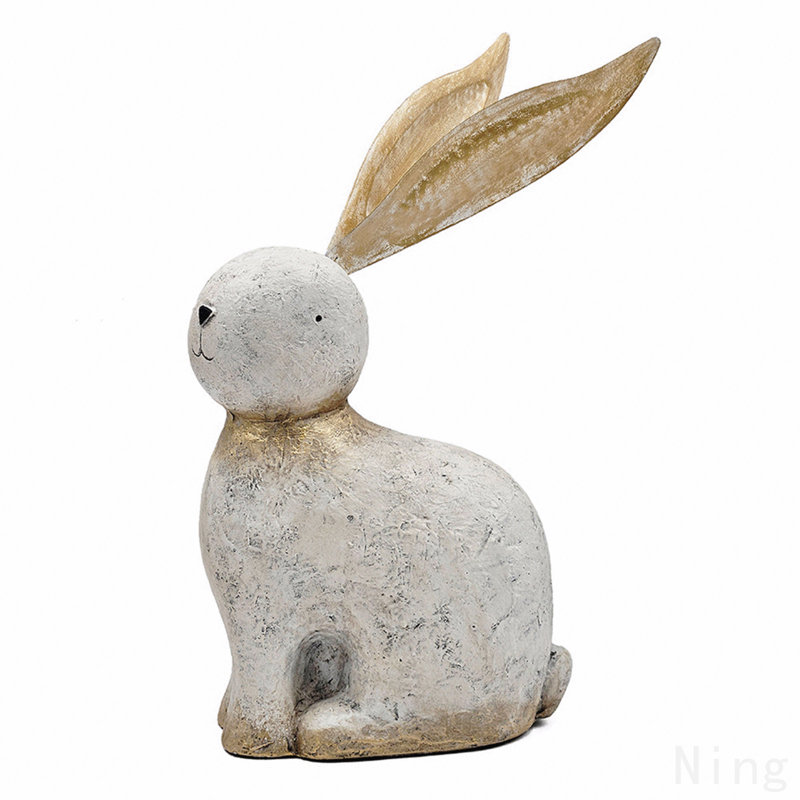 Figurine 13,8 x 6,1 x 20,9 po en forme de lapin en magnésium blanc avec oreilles en fer doré