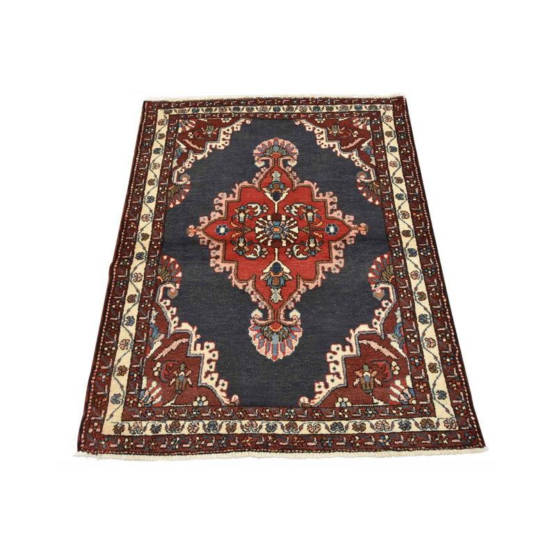 Tapis unique 3 pi 9 po x 4 pi 9 po Elyanna