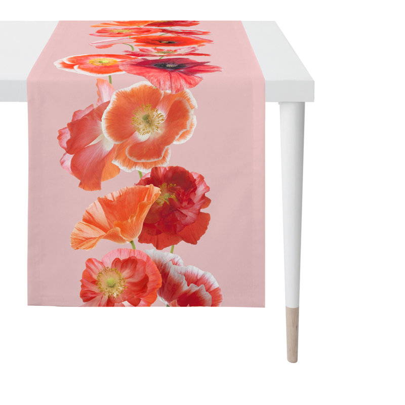 Summertime Dining Linens, Pink