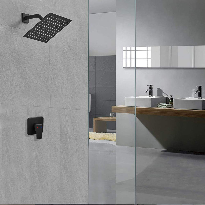 Rain Fixed Shower Head 2.5 GPM GPM