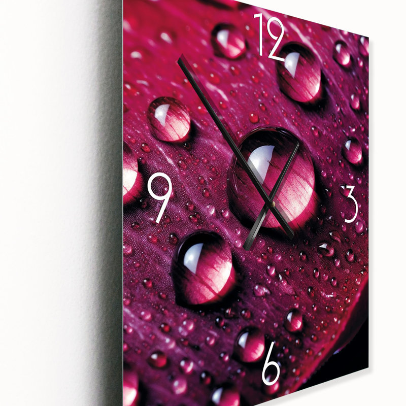 Rose rouge avec gouttes de pluie - horloge murale florale, Petit