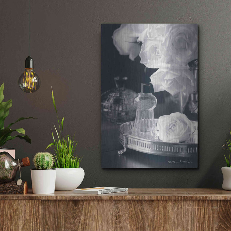 «Vintage Vanity II» par Debra Van Swearingen, art mural en métal, H 16 po x l 12 po