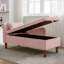  Chaise longue rembourrée en velours rose Blush-257069434