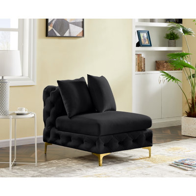 Preveus Velvet Side Chair