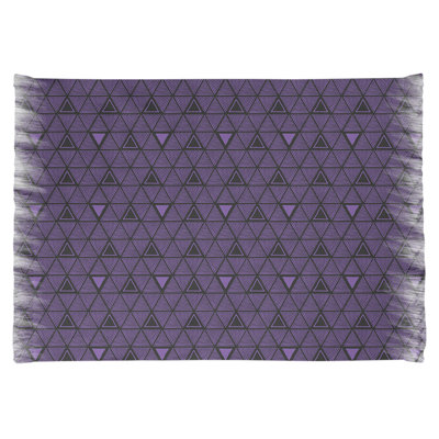 Tapis de couleur mauve/noir à triangles tracés à la main