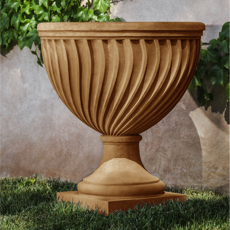 Pot de fleurs pour urne Quadrille, Travertin