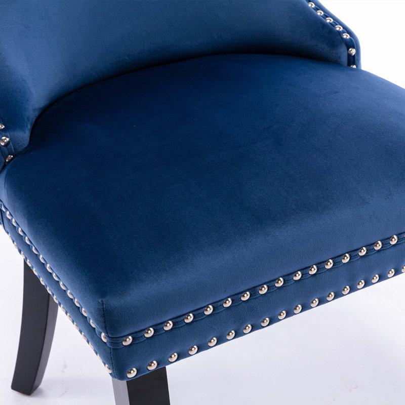 Chaise de salle à manger rembourrée à oreilles avec garniture cloutée et pieds en bois massif Friedhard, ensemble de 2, Bleu