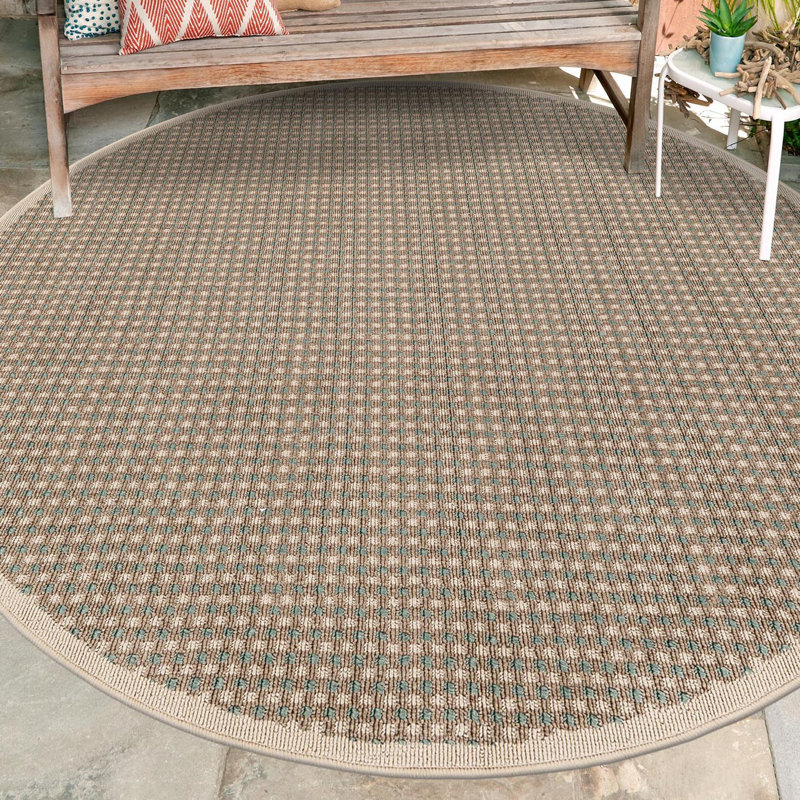 Gourlie Indoor / Outdoor Rug, Round 6'1"