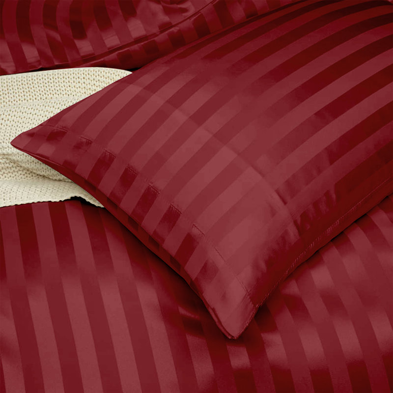 Florane Microfibre 250 TC Reversible Modern & Contemporary Stripe Duvet Cover Set with Pillow, Burgundy