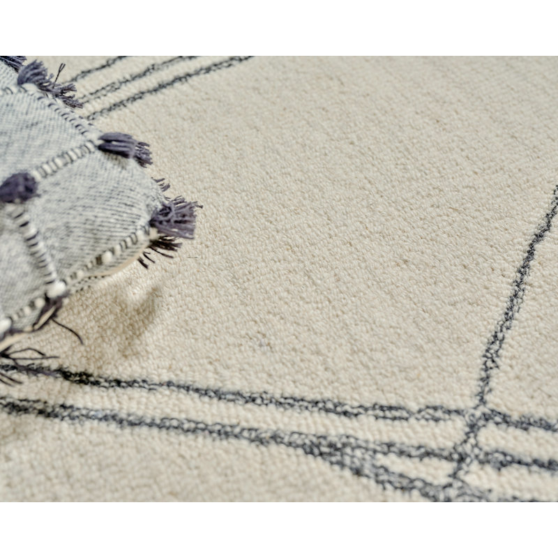 Tangiers Hand Tufted Wool Area Rug in Ivory/Black, Rectangle 14' x 18'