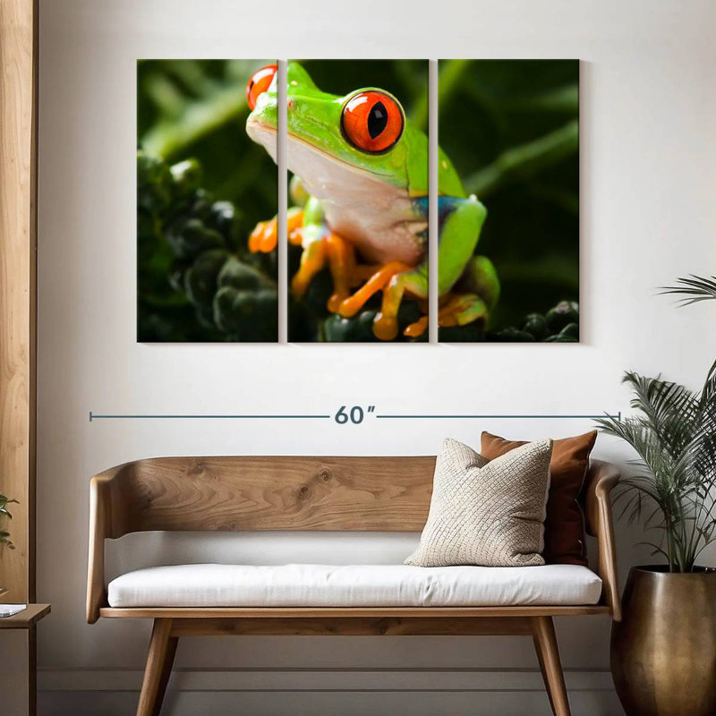 Brampt Tree Frog, 32" H x 50" W