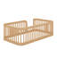Structure de lit simple en bois avec clôture en bois-404564711