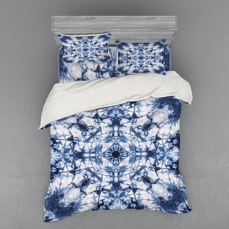 Psychedelic Eclectic Polyester Ikat Duvet Cover, Queen Duvet Cover + 3 Additional Pieces