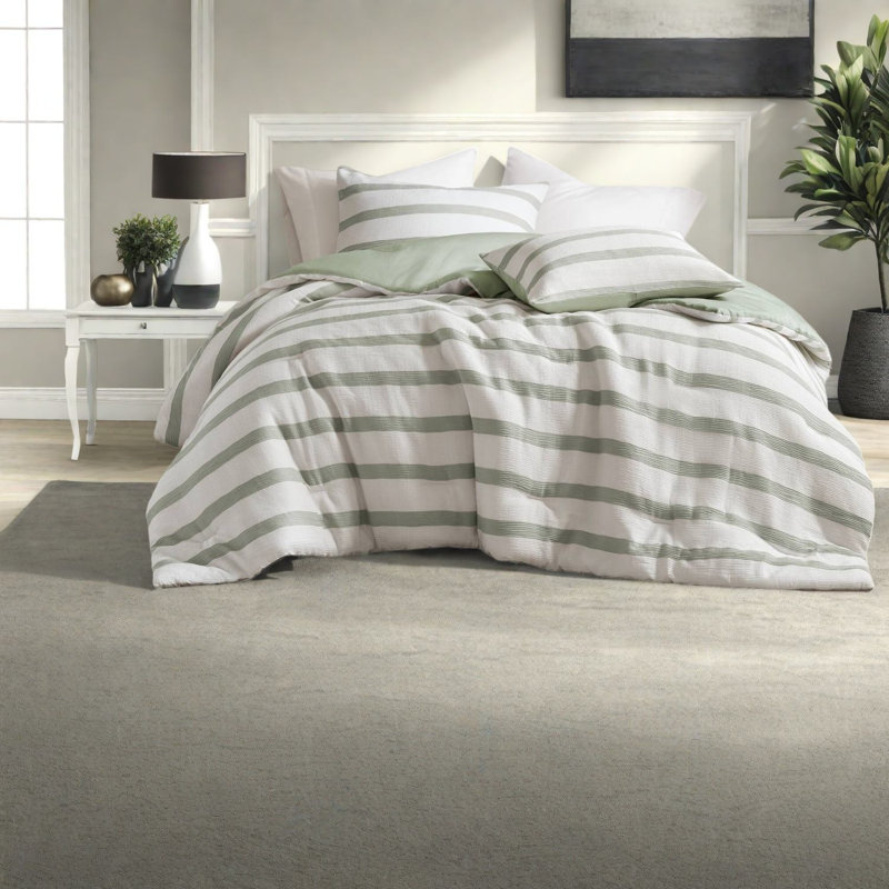 Premium Striped Bedding Set, Yarn-dyed Polyester, Modern Style For All Seasons