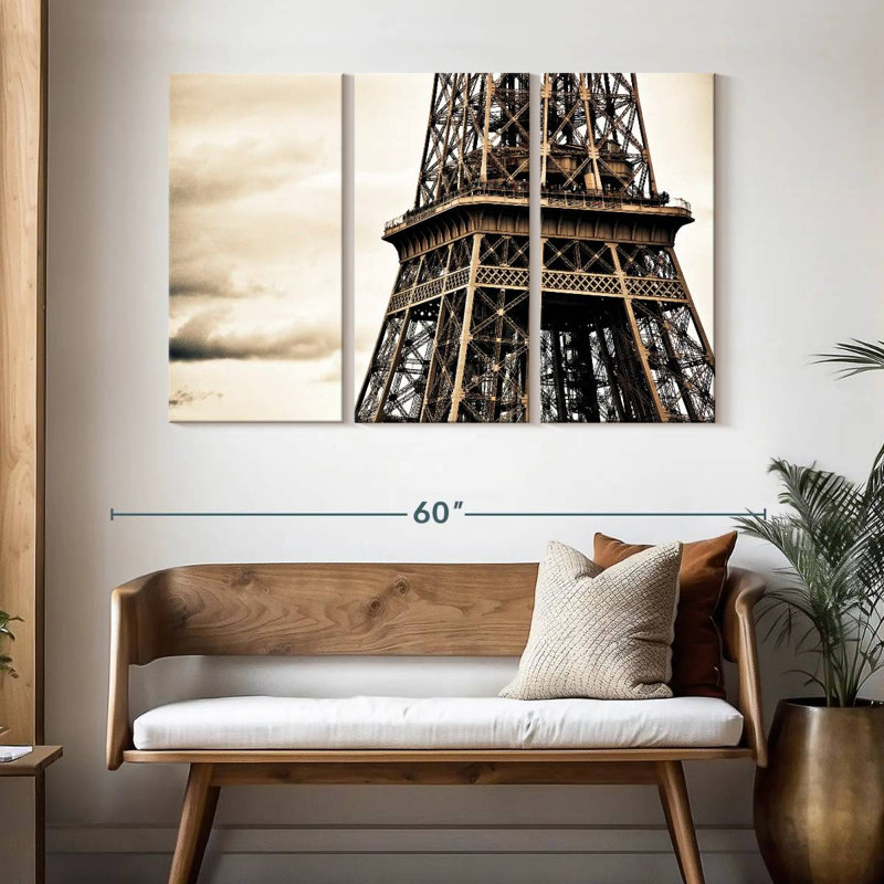 Lilie Eiffel Retro Shot, 32" H x 50" W